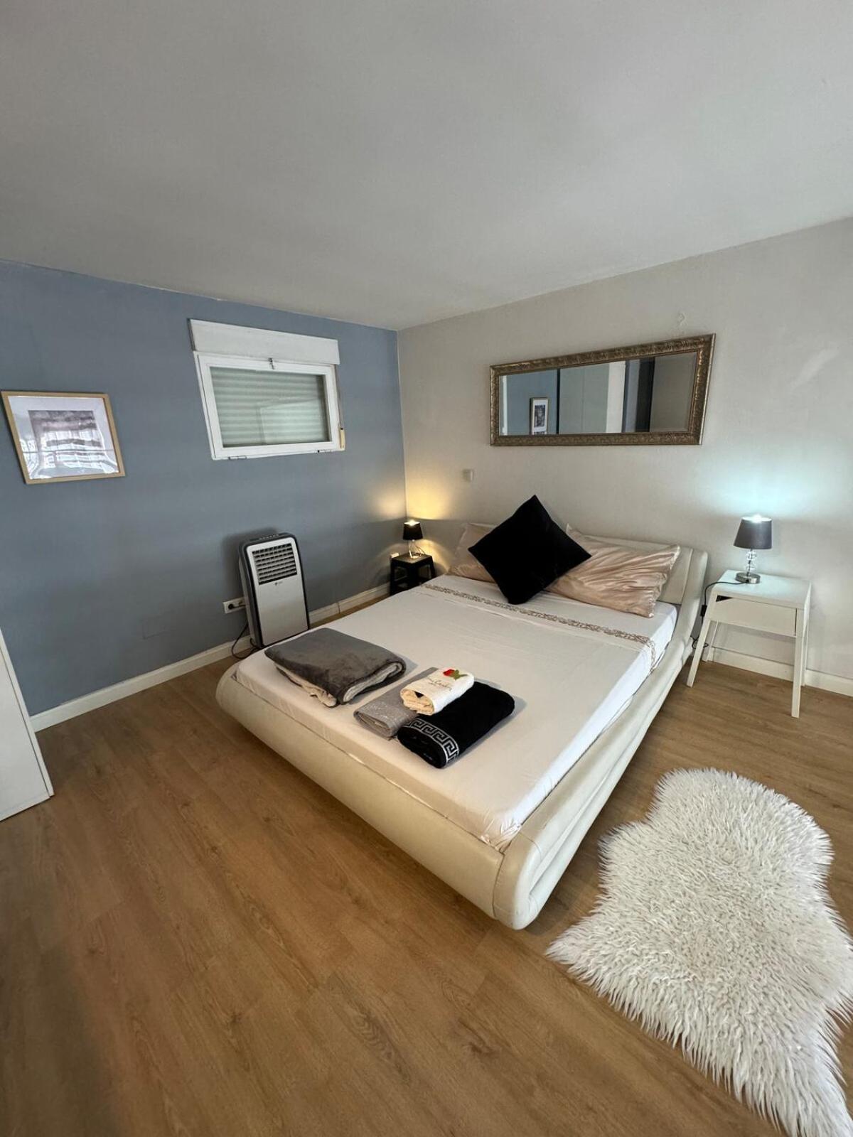 Madrid Loft Duplex Apartment ภายนอก รูปภาพ